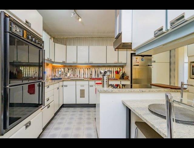 4 BEDROOM HOUSE FOR SALE IN RESERVOIR HILLS